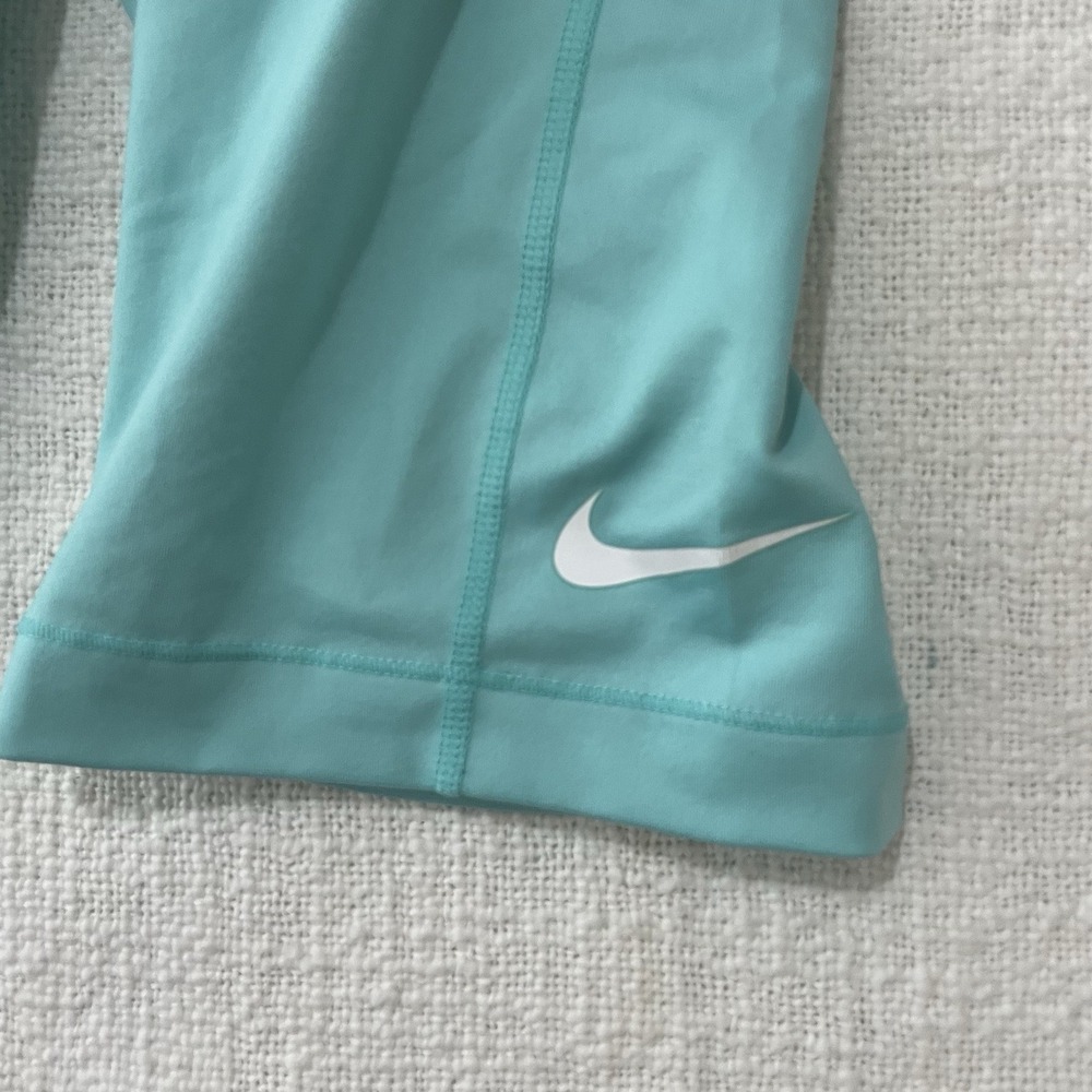 Nike Pro Tight Fit Green Glow Women's Medium 7" Inseam Crossfit Gym Shorts - Picture 6 of 6